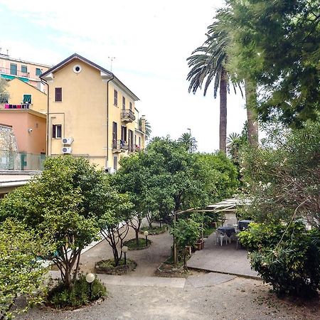 בוליאסקו Hotel Villa Flora מראה חיצוני תמונה