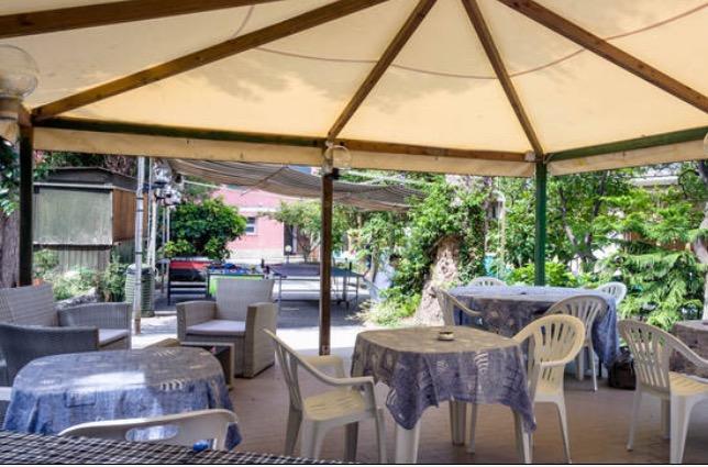 בוליאסקו Hotel Villa Flora מראה חיצוני תמונה