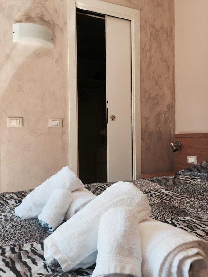 בוליאסקו Hotel Villa Flora מראה חיצוני תמונה